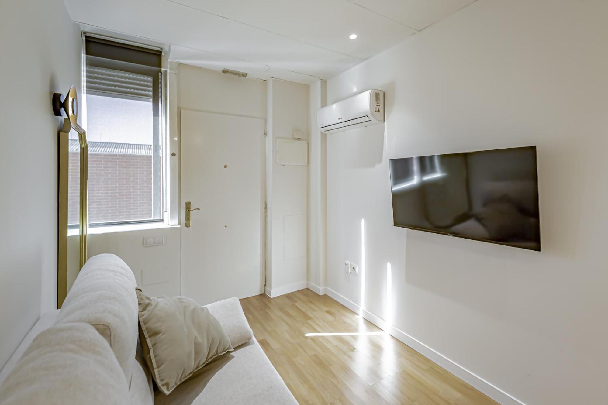 מדריד Apartamentos Noviembre מראה חיצוני תמונה
