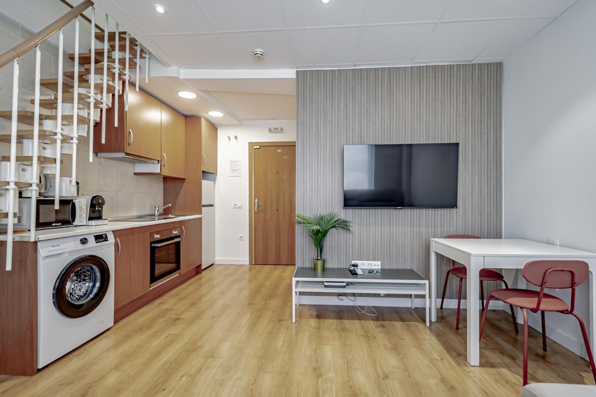 מדריד Apartamentos Noviembre מראה חיצוני תמונה