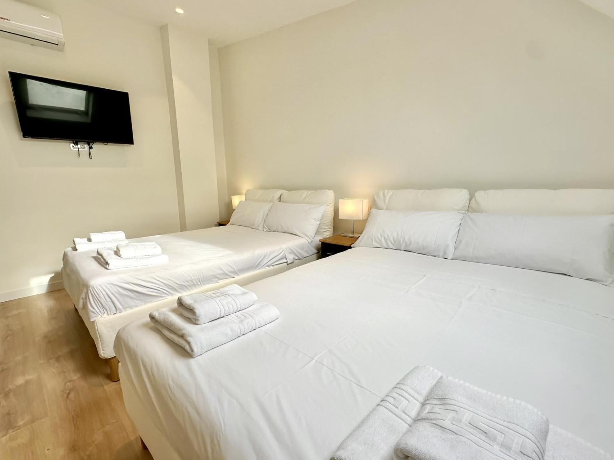 מדריד Apartamentos Noviembre מראה חיצוני תמונה