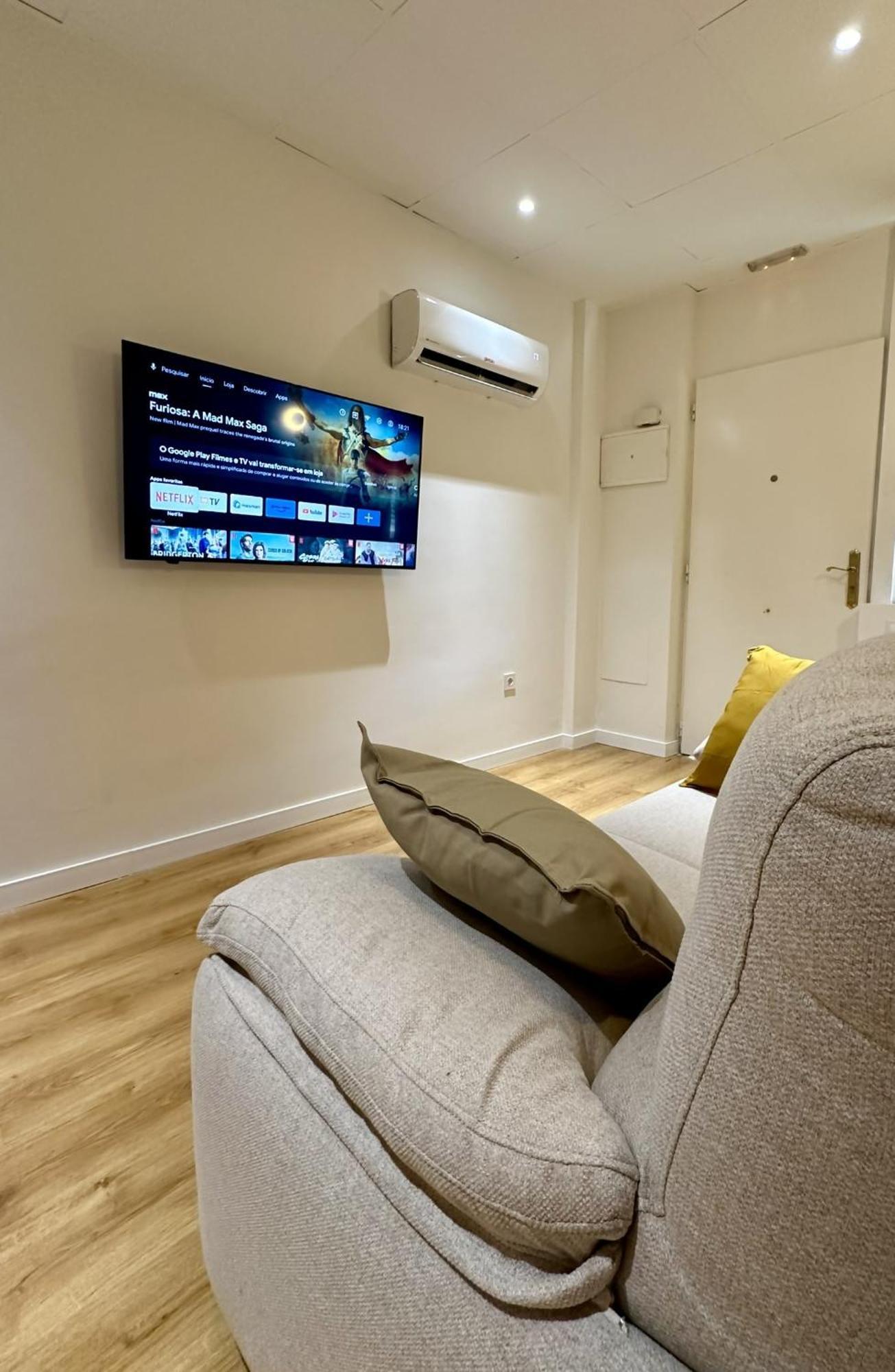 מדריד Apartamentos Noviembre מראה חיצוני תמונה