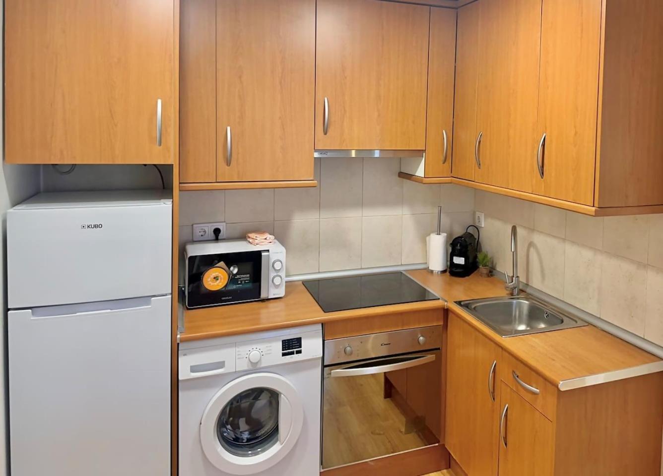 מדריד Apartamentos Noviembre מראה חיצוני תמונה